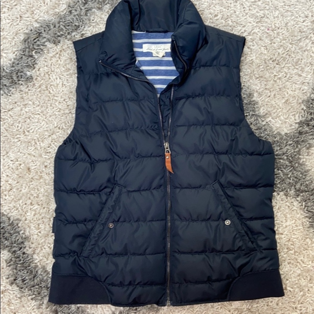 Navy Puffer vest